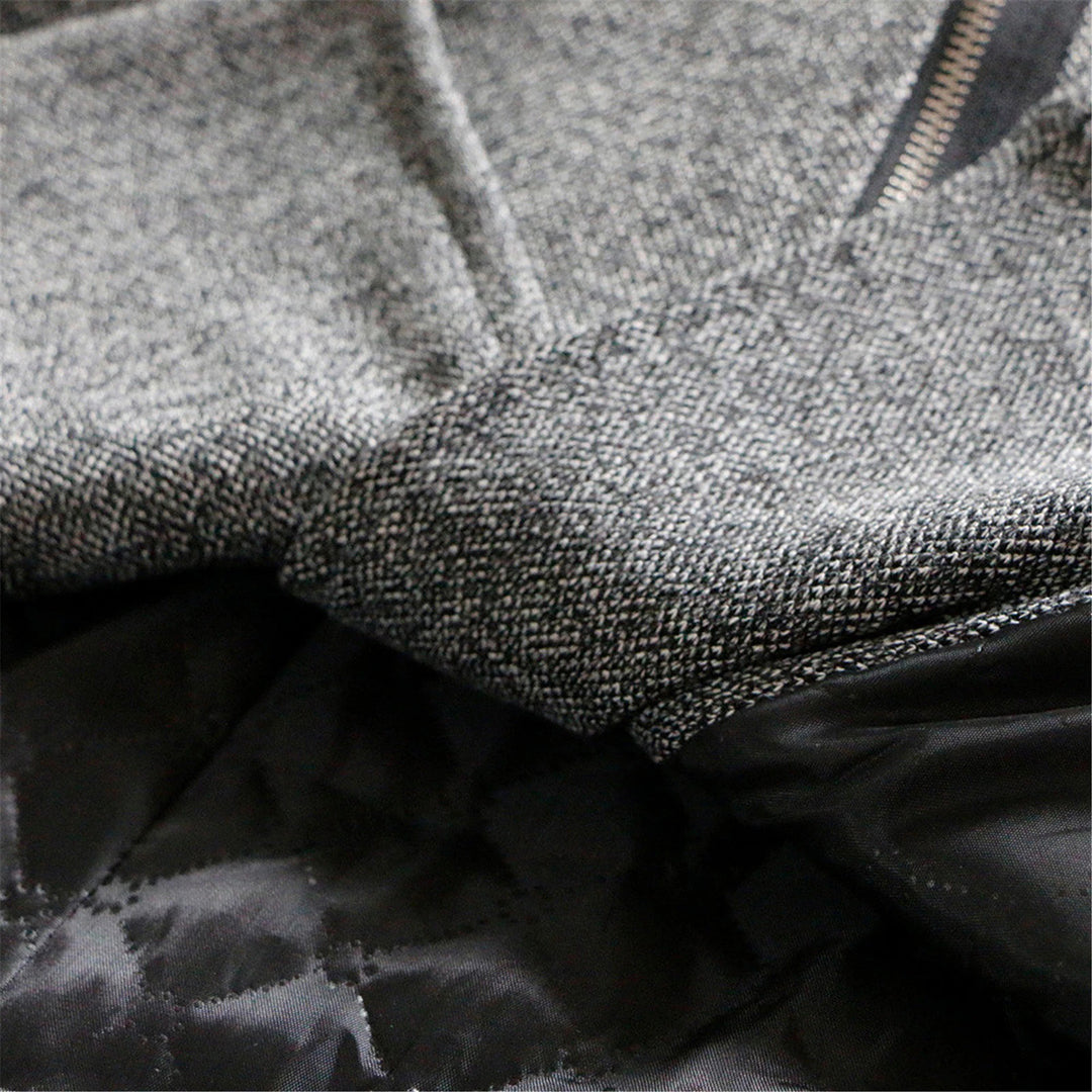 Chaqueta de invierno elegante para mujer, estilo moderno. Abrigo largo que ofrece calidez y un look chic en invierno.