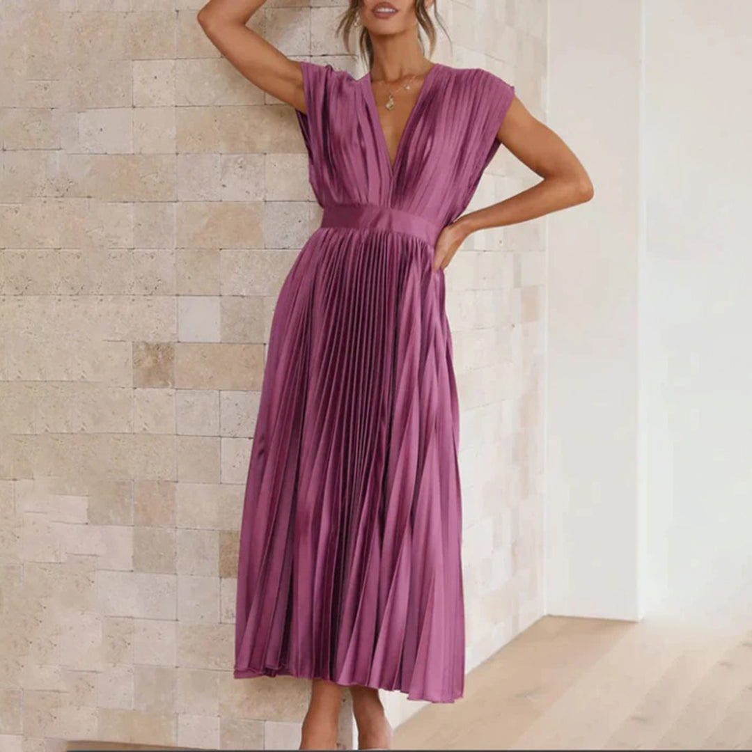Vestido de mujer para noche, plisado, con escote V pronunciado y elegante espalda descubierta.