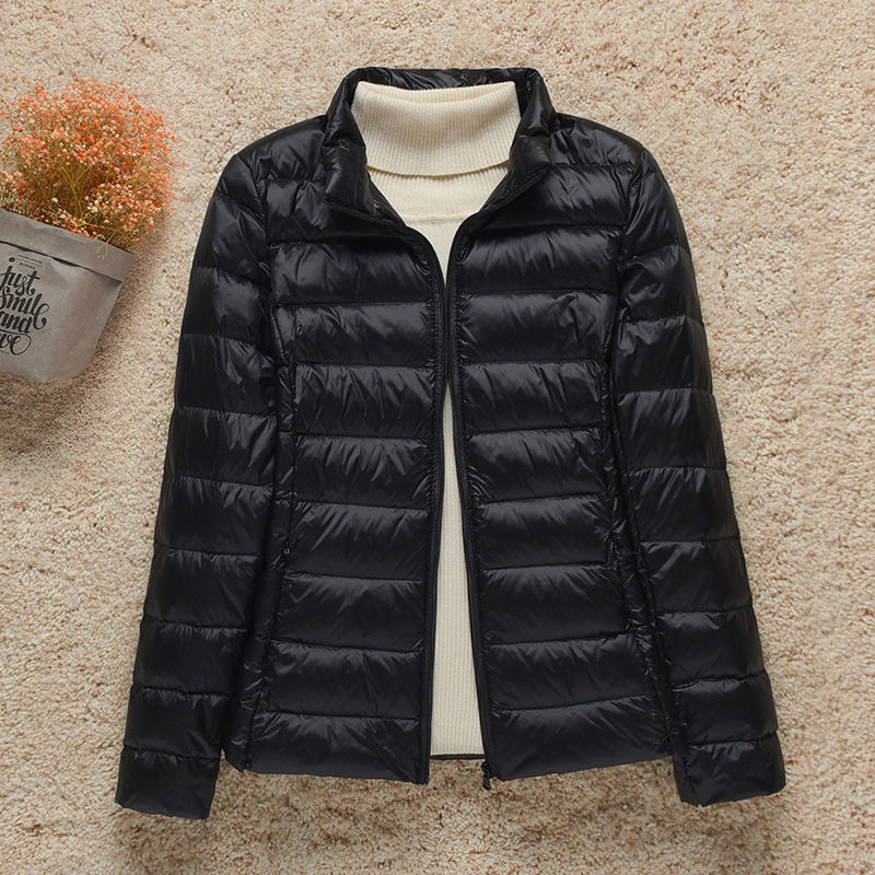 Chaqueta acolchada Quinn de mujer con capucha, cremallera, cuello alto, ideal para invierno.