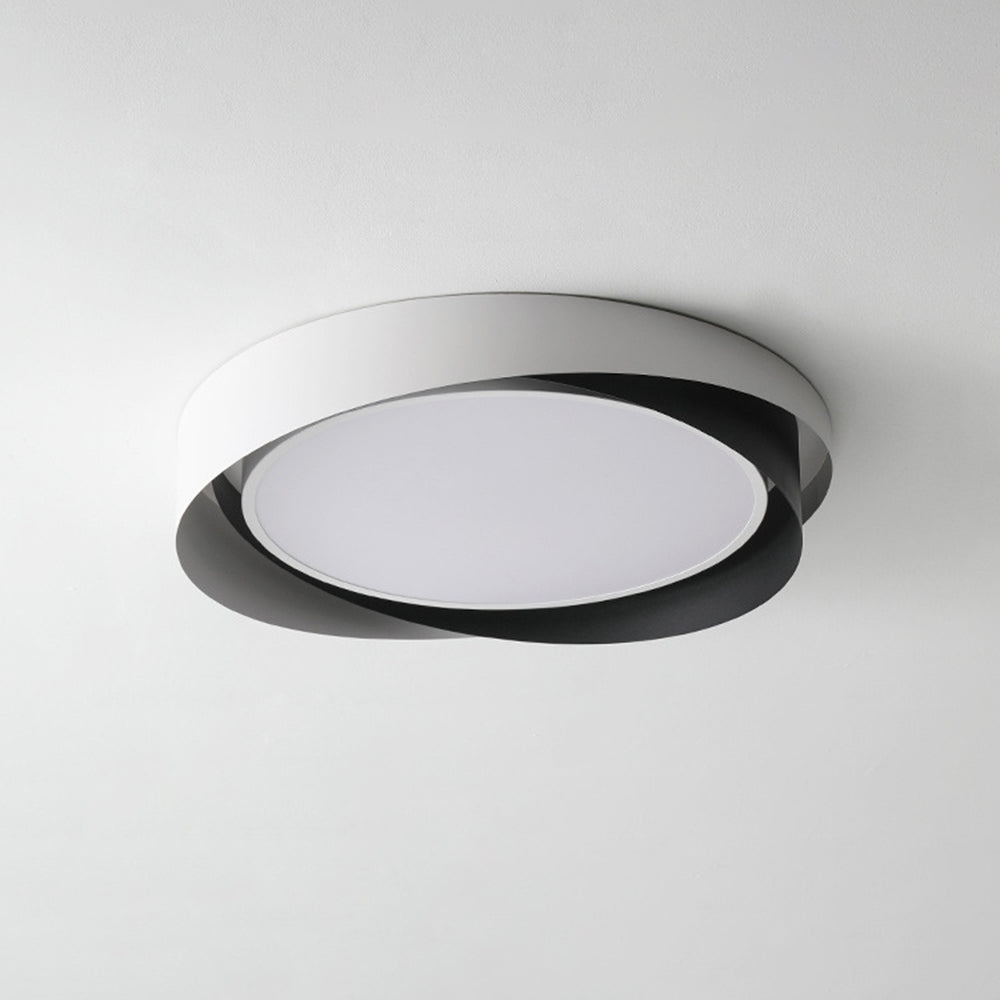 Lámpara de techo LED dorada, redonda, luz cálida, para pasillo.
