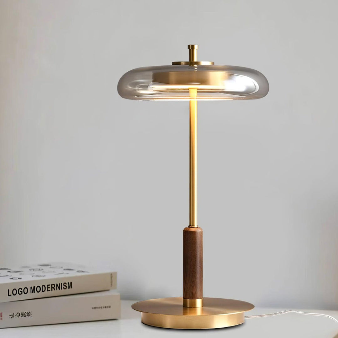 Lámpara de escritorio LED, perfecta para estudio o trabajo con estilo.