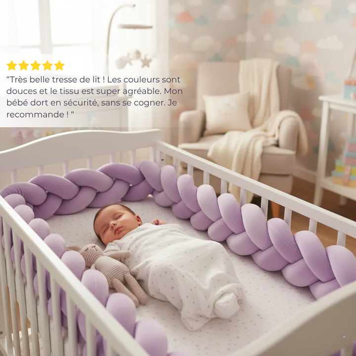 Protector trenzado para cuna, vista completa, ideal para cunas infantiles.