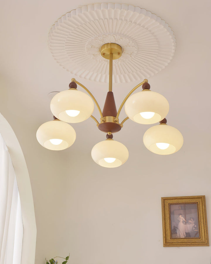 Lámpara de techo elegante, cristal opalino y diseño vintage para una iluminación única.