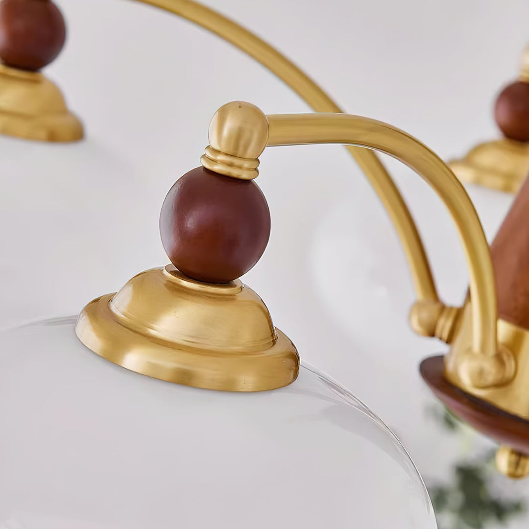 Lámpara de techo vintage, elegante cristal opalino, para un diseño interior de estilo retro.
