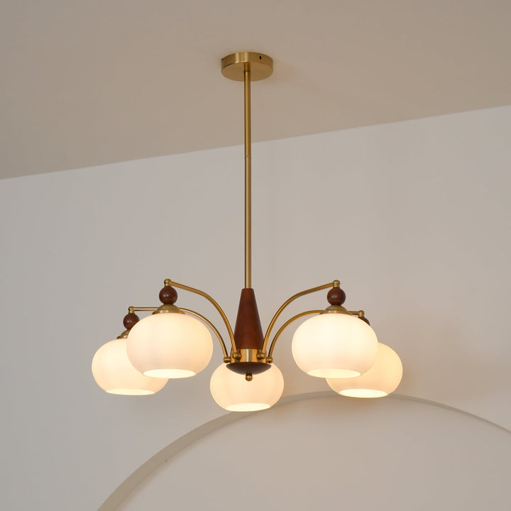 Lámpara de techo vintage, cristal opalino, luz cálida para el hogar y jardín, diseño clásico.