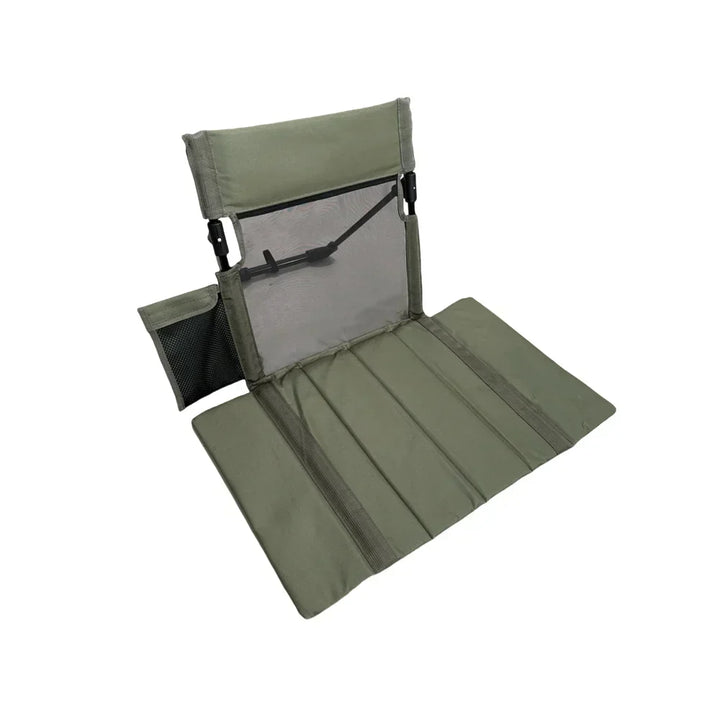 Silla de suelo plegable transpirable para exterior. Respaldo cómodo para senderismo y relax.