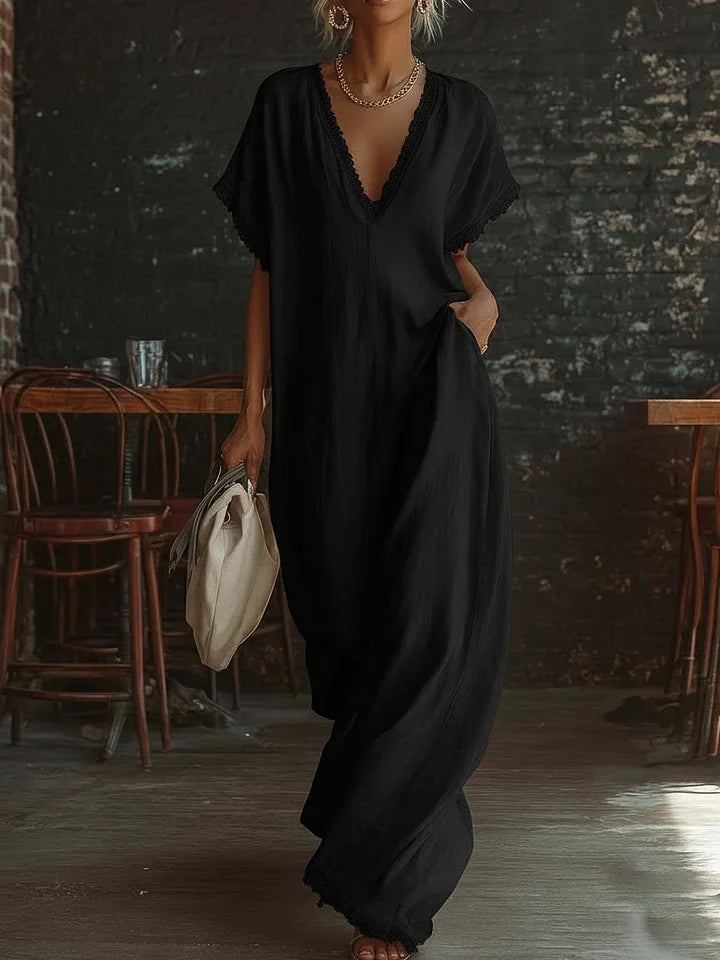 Vestido largo de poliéster para mujer, con encaje y escote V. Un básico elegante y femenino para el verano.