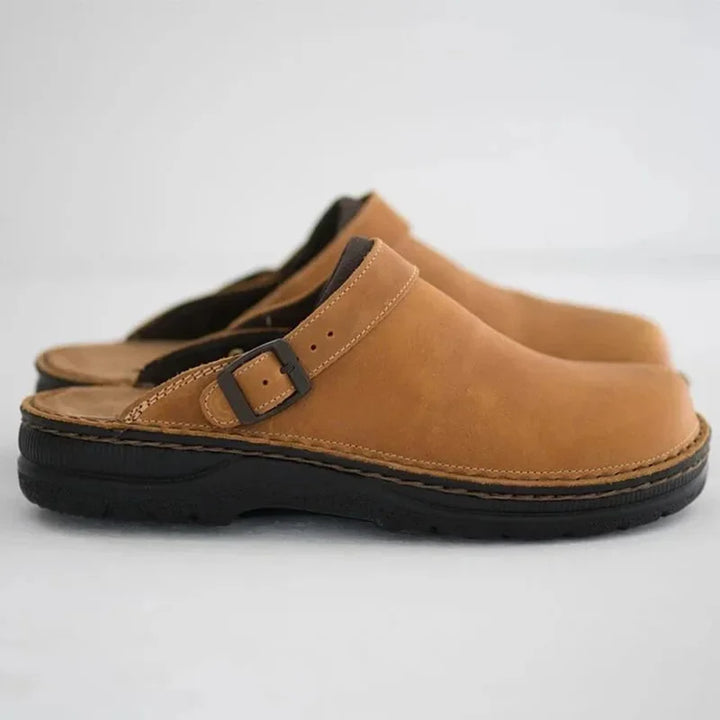 Calzado slip-on de moda para hombre. Zapatillas versátiles que ofrecen confort, transpirabilidad y estilo casual.