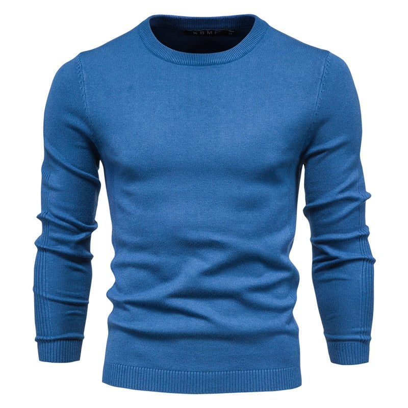 Suéter entallado casual para hombre, cuello redondo, manga larga. Estilo moderno, ideal moda masculina otoño/invierno.