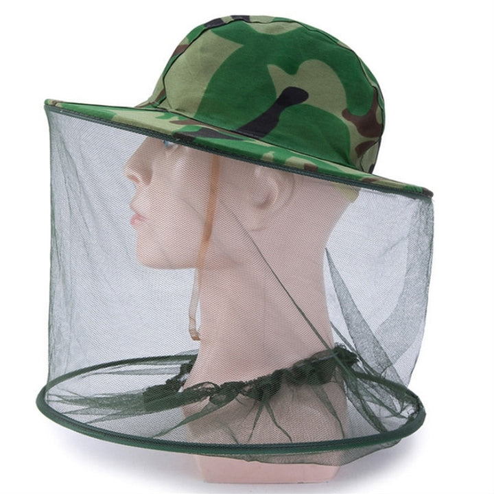 Gorro de camping con ala ancha para sol y malla protectora antiinsectos, perfecto para senderismo.