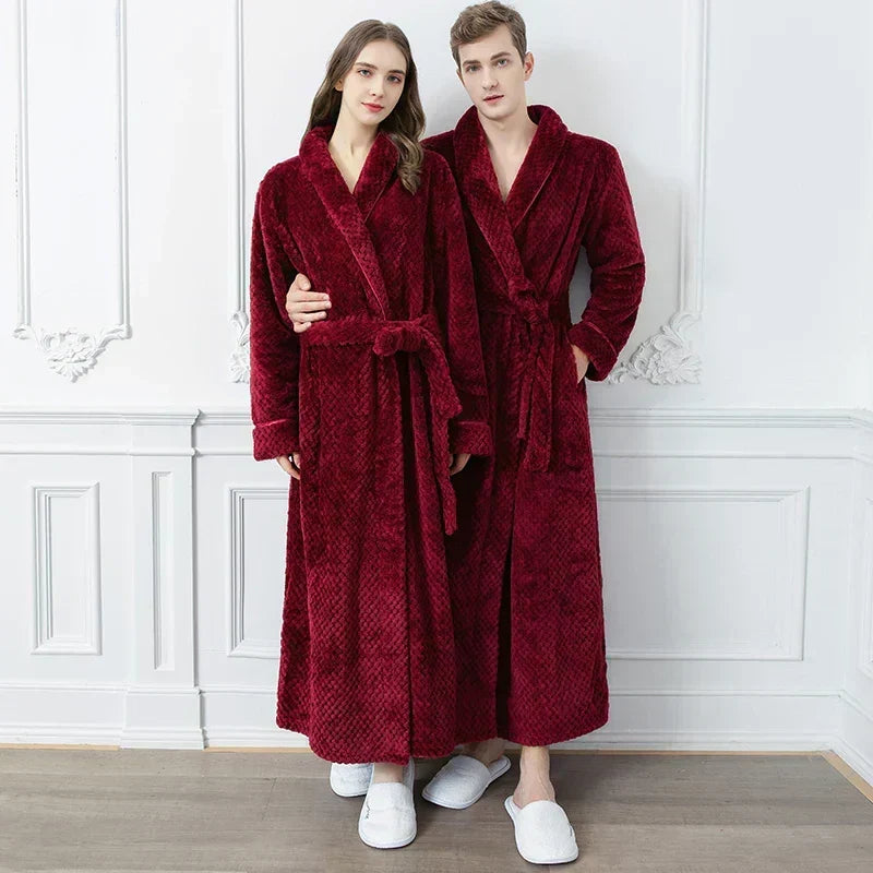 Albornoz de maternidad extralargo, térmico y muy suave, ideal para el frío.