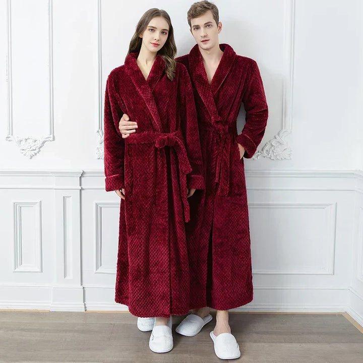Albornoz de maternidad extralargo, térmico y muy suave, ideal para el frío.