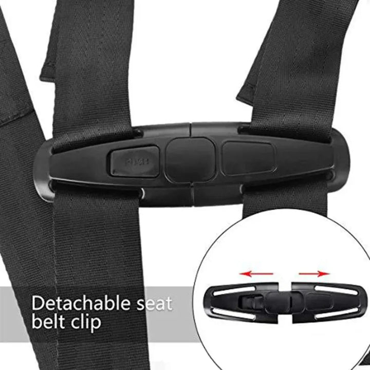 Arnés de seguridad para niños en asiento de avión, garantizando protección durante todo el vuelo y viaje.