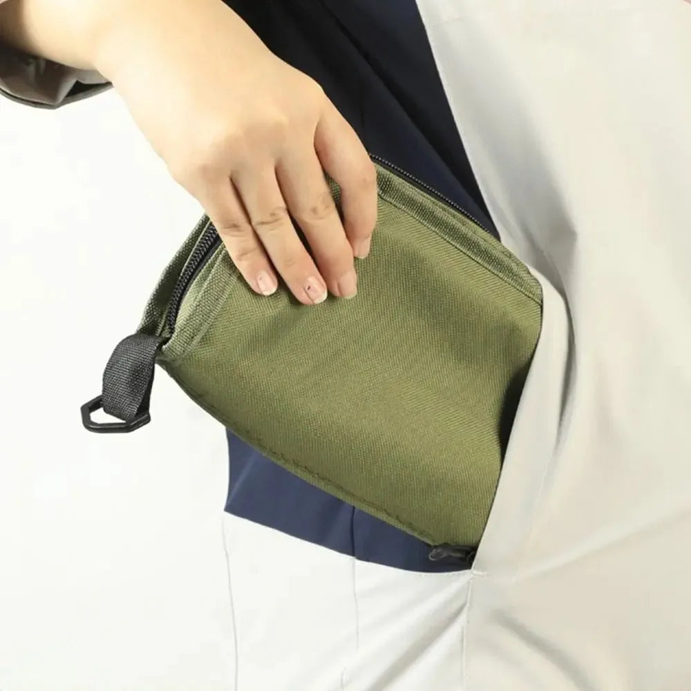 Taburete plegable portátil. Asiento compacto resistente para camping, viaje y actividades outdoor.