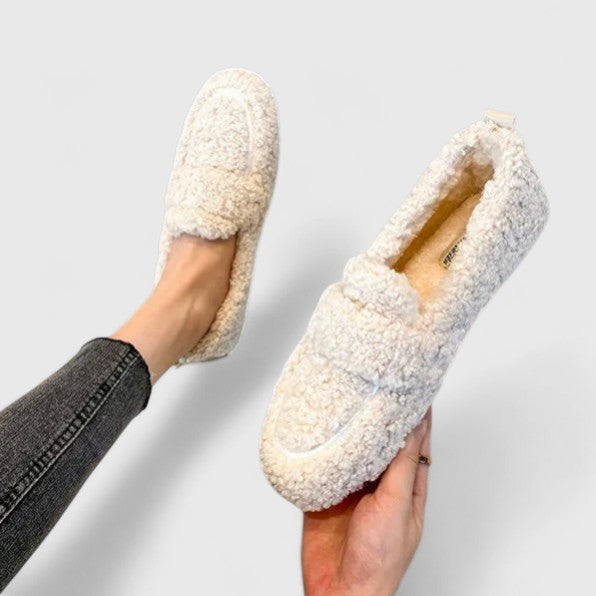 Mocasines de mujer cómodos para casa. Zapatillas cálidas y antideslizantes, ideales para el invierno.