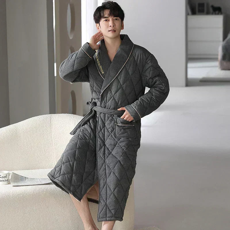 Bata acolchada de 3 capas con rayas, muy cálida y confortable, para invierno.