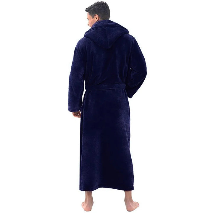 Regalo ideal: Bata de baño de lujo con capucha para hombre, calidez superior y confort para el hogar.