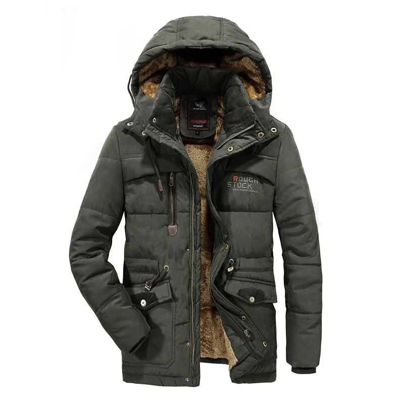 Chaqueta táctica de hombre con capucha, resistente para exteriores y aventura. Diseño robusto para clima frío.