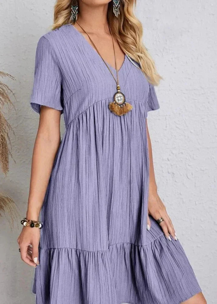 Vestido casual superpuesto para mujer, cómodo y chic, disponible en varios colores. Estilo femenino.