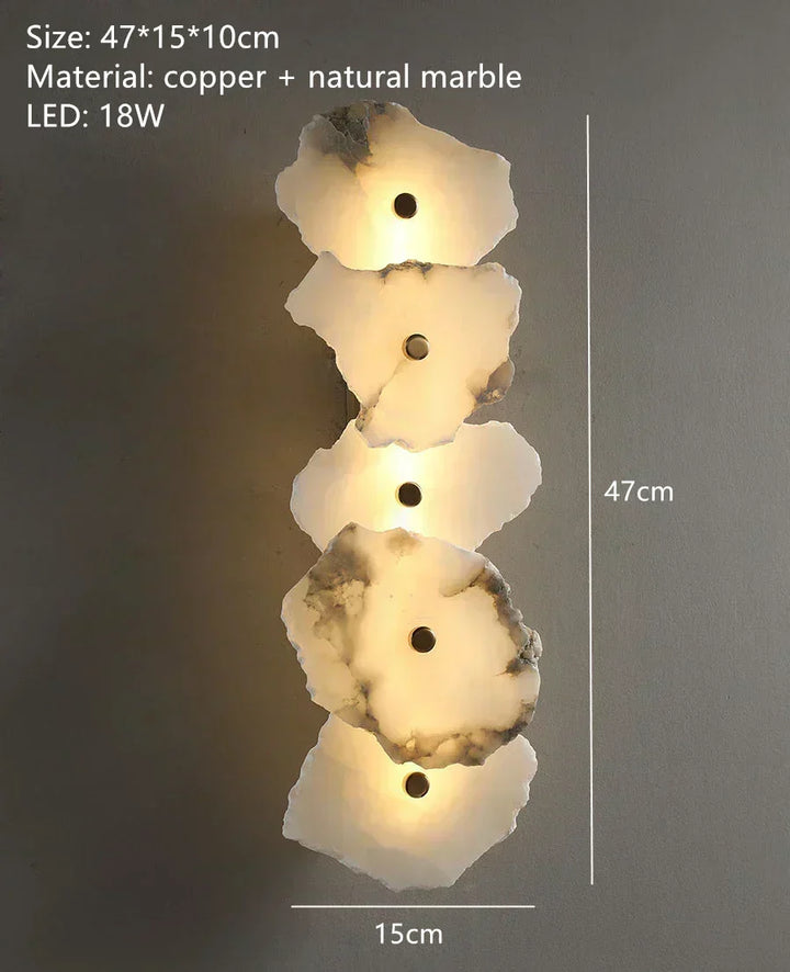 Lámpara de pared Aurora: aplique LED moderno con mármol y acentos cobre, perfecta para el hogar.