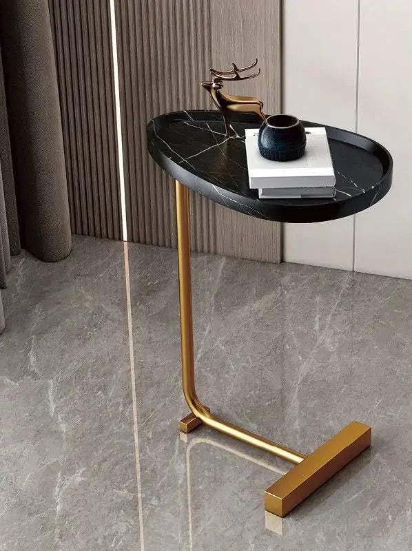 Mesa auxiliar versátil, estilo moderno. Ideal como mesita de noche o mueble de salón, realza la decoración del hogar.