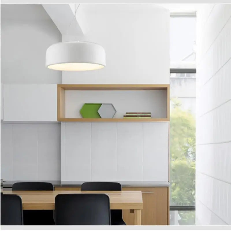 Lámpara redonda LED moderna, diseño nórdico, perfecta decoración de interiores.