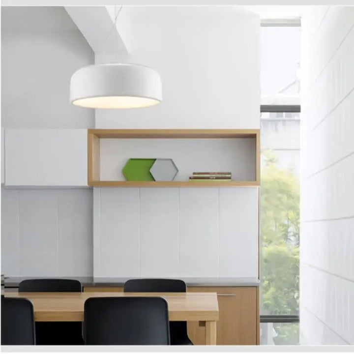 Lámpara redonda LED moderna, diseño nórdico, perfecta decoración de interiores.