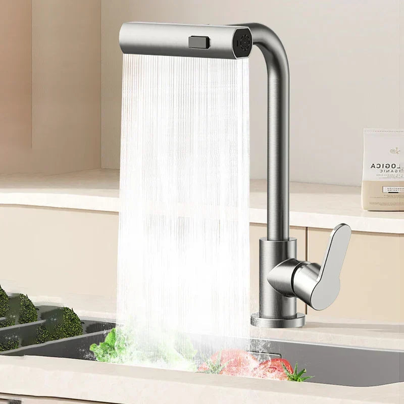 Monomando de cocina cascada giratorio en acero inoxidable. Ideal para fregadero moderno y funcional.