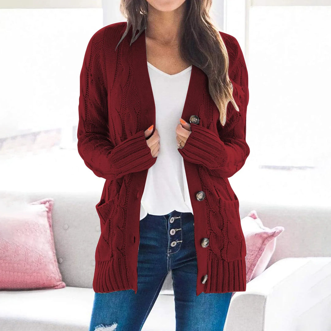 Prenda versátil: chaqueta de mujer de estilo casual y cómodo, perfecta para looks de otoño-invierno.