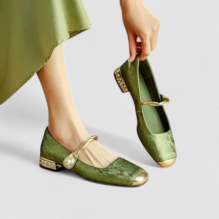 Zapatos ortopédicos Mary Jane de mujer, elegantes y cómodos, con plantilla ergonómica para soporte diario.