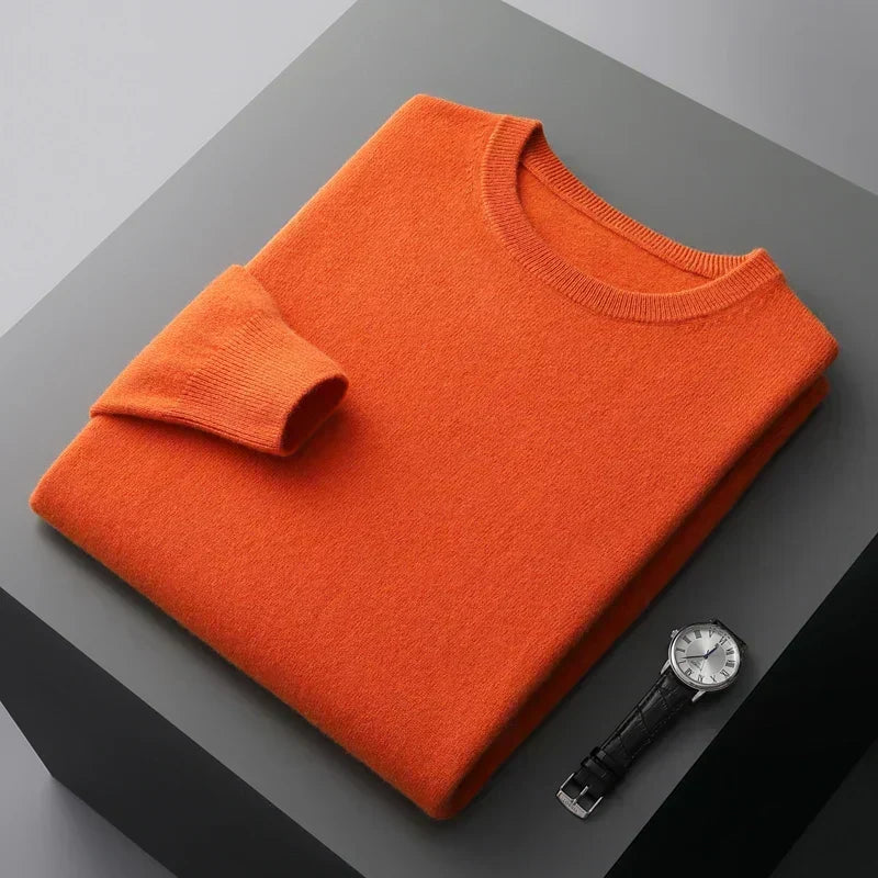 Detalle de punto trenzado en suéter cálido de hombre, moda masculina otoño invierno.