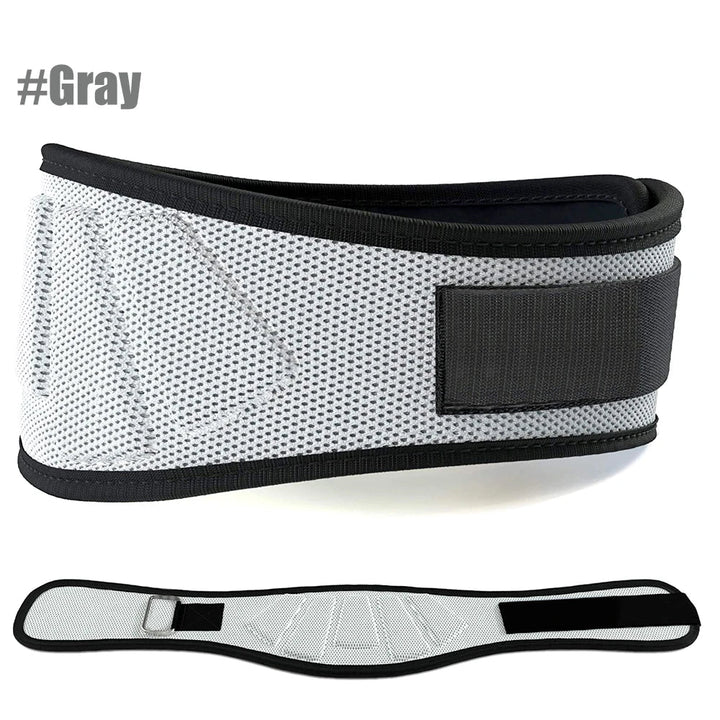 Cinturón de powerlifting y crossfit ajustable para soporte lumbar y protección en levantamiento de pesas.