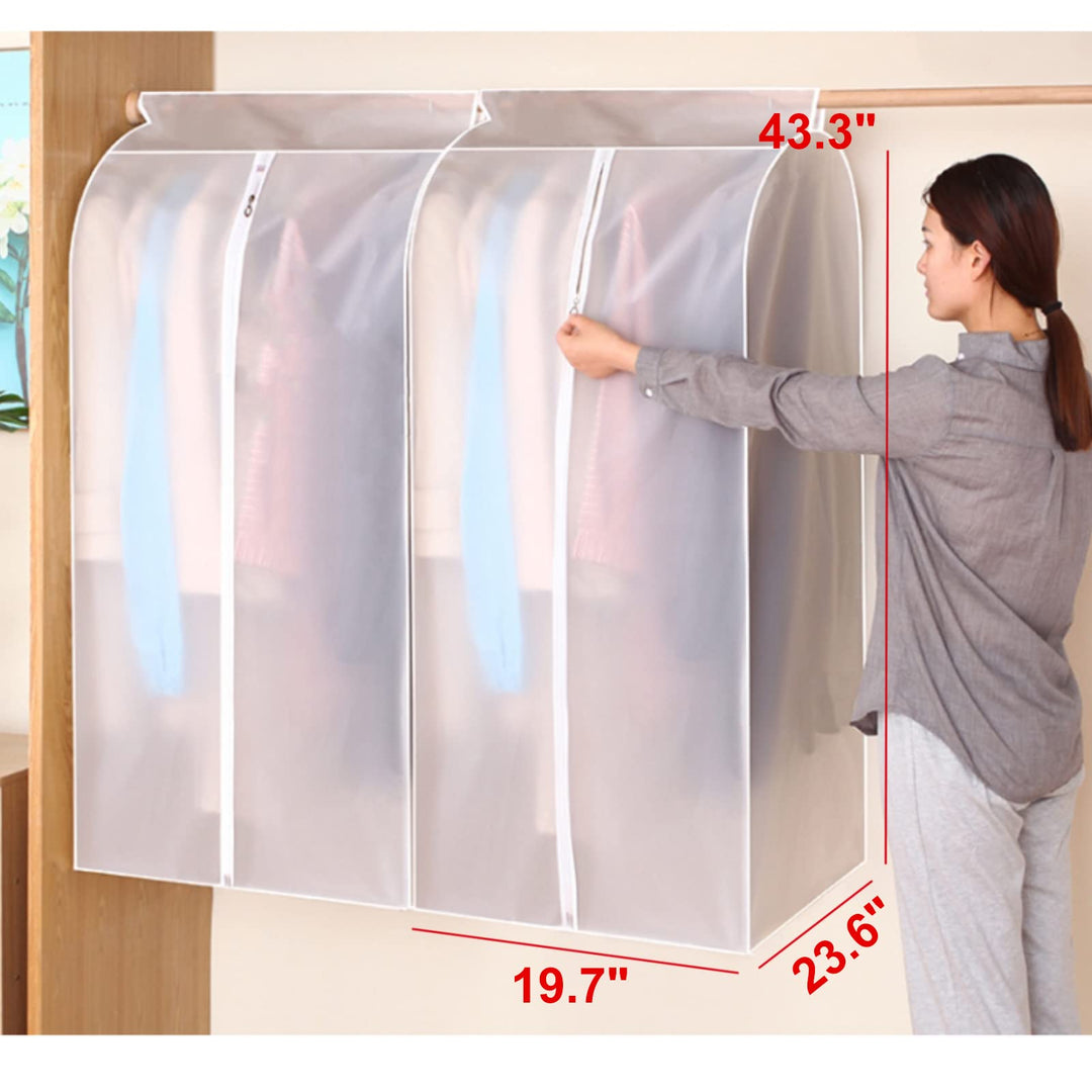 Solución organizadora de ropa para vestidor. Funda PEVA transparente que previene el polvo.