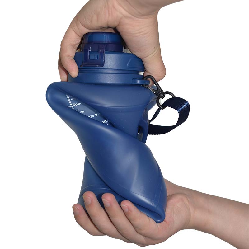 Botella de agua plegable de silicona, ligera y resistente. Esencial para camping, senderismo y actividades deportivas.