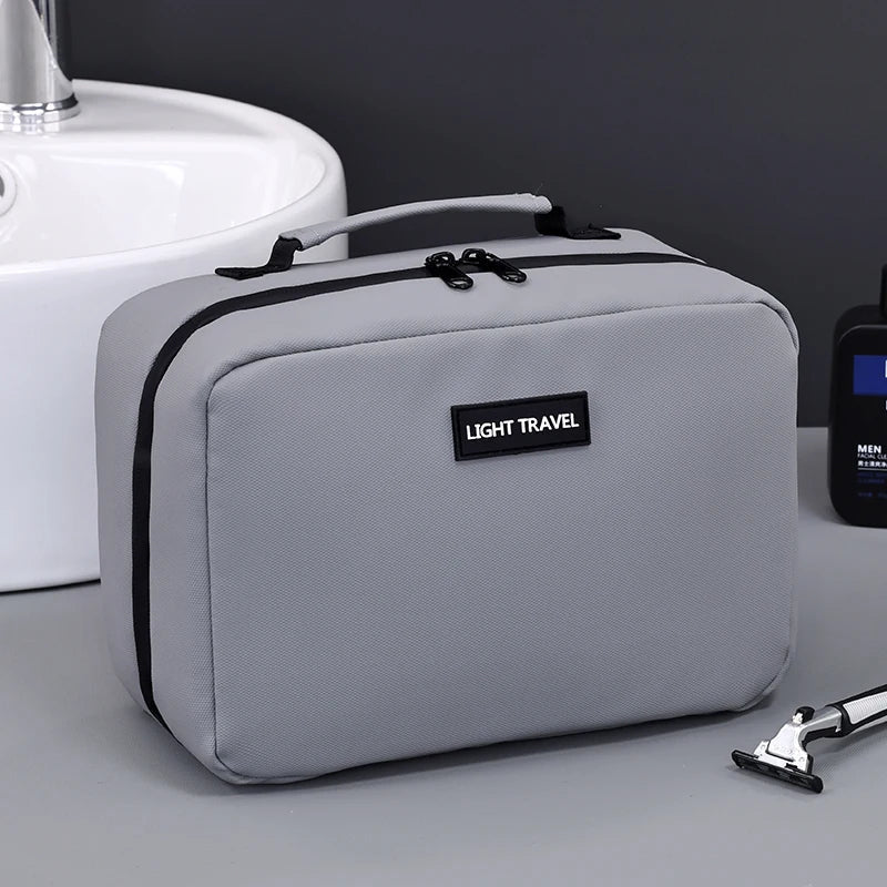 Neceser de viaje compacto impermeable, duradero organizador de accesorios para hombre y mujer.