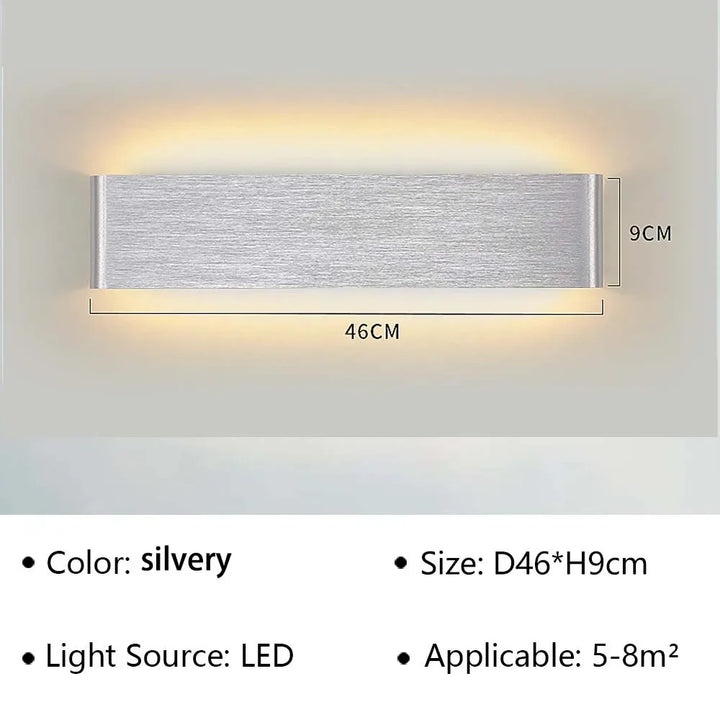 Lámpara de pared LED, iluminación minimalista para un toque moderno.