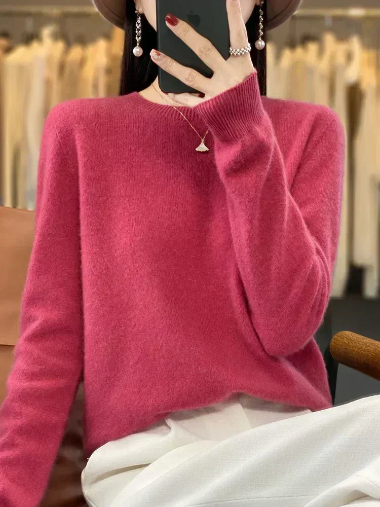 Suéter versátil para mujer, cuello redondo, confortable y esencial para otoño.