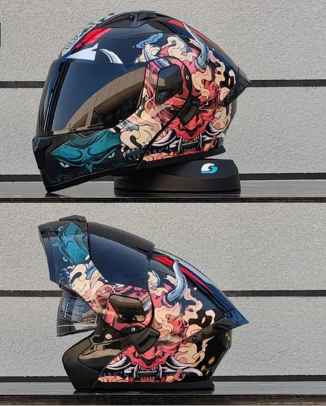 Casco integral abatible con certificación DOT, diseñado para máxima seguridad en moto.