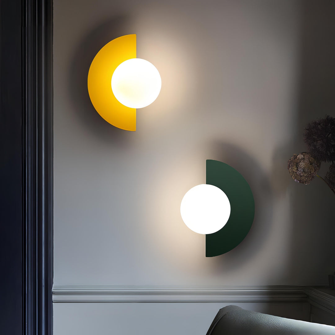 Aplique de pared LED estilo nórdico, luz cálida para crear un ambiente acogedor en tu hogar.