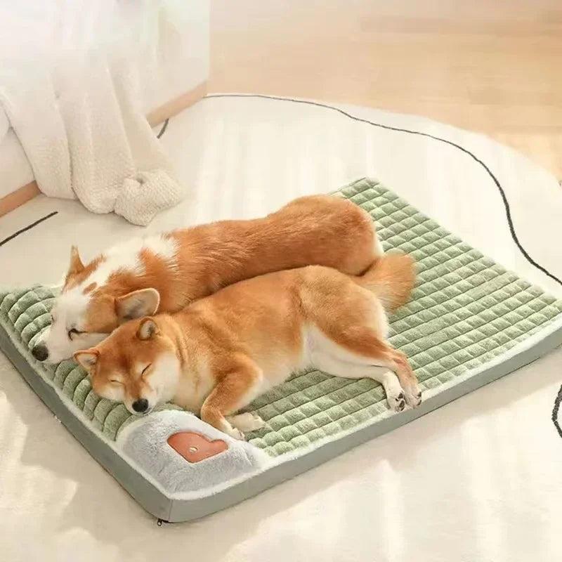 Cama ortopédica para perro y gato con funda lavable. Alivio articular y confort para mascotas.
