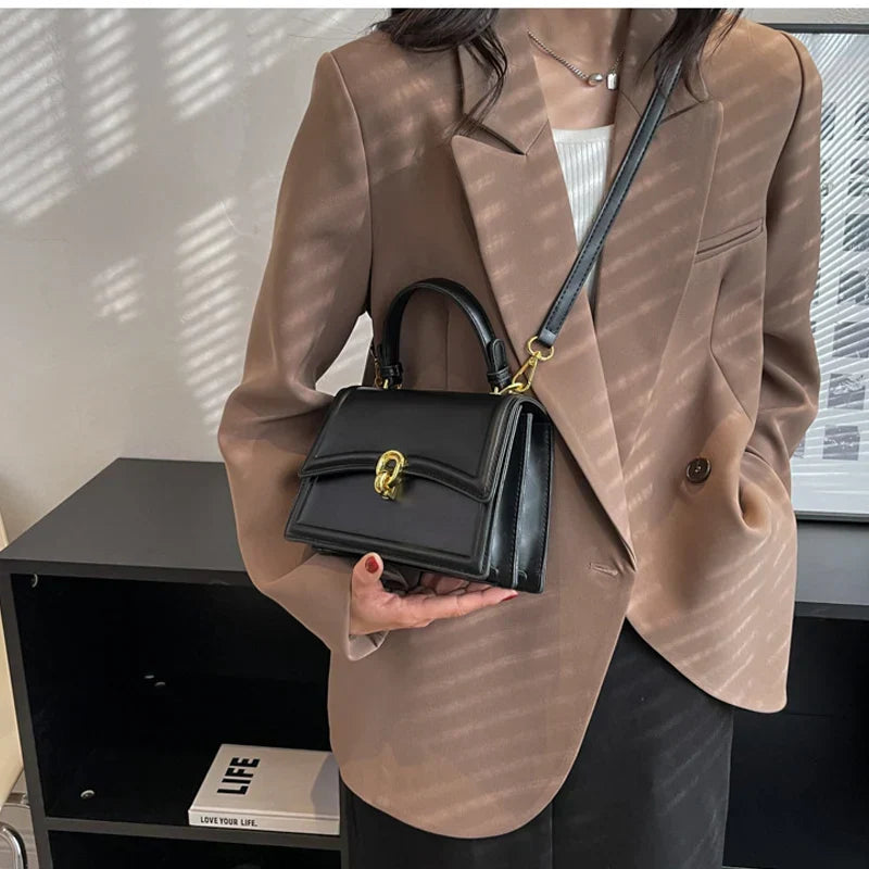 Bolso Vera funcional y espacioso, ideal para la organización y como accesorio de moda femenina.