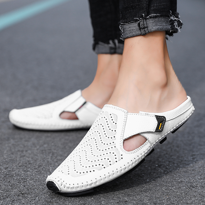 Mules de hombre con laterales abiertos, garantizan frescura y confort. Calzado ideal para el calor.