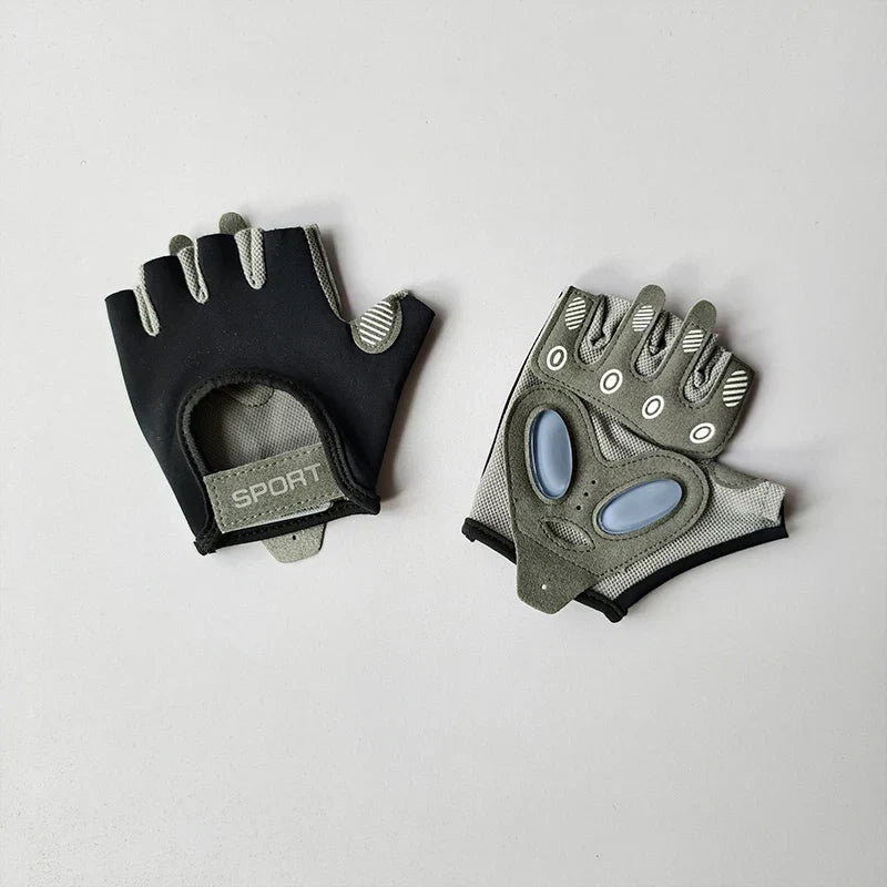 Guantes de entrenamiento unisex con agarre superior y palmas acolchadas para fitness y gimnasio. Protección de manos.