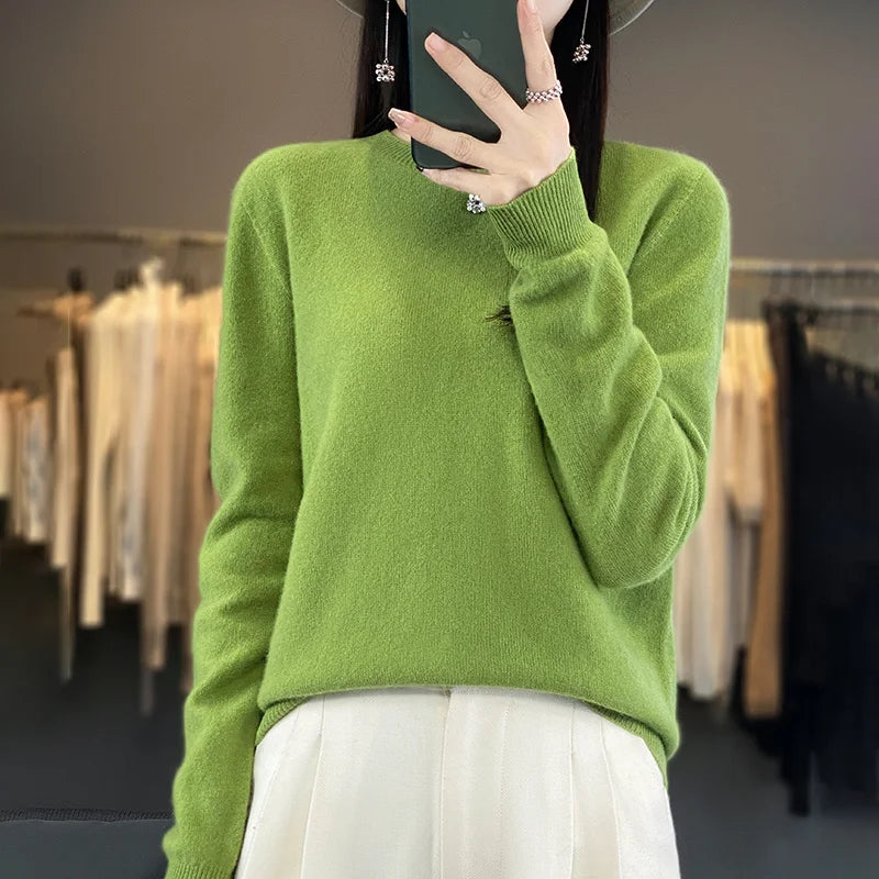 Jersey básico de cuello redondo para mujer, cómodo y versátil para el entretiempo.