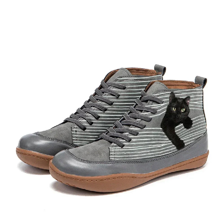 Botines de mujer estilo casual con diseño de gato, ideales para otoño/invierno. Cómodos y con novedad felina.