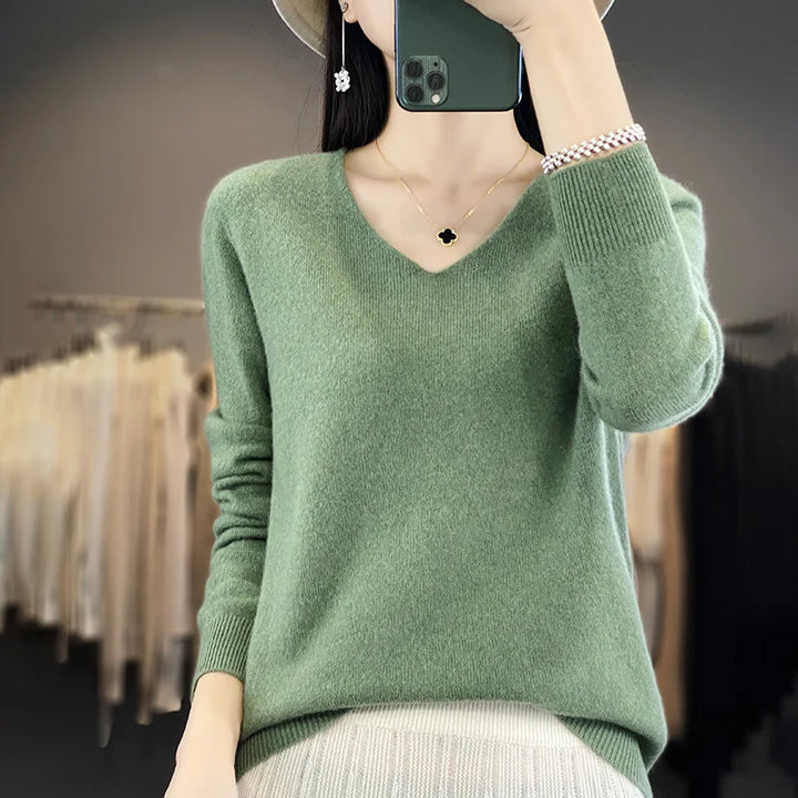Suéter de mujer con cuello V, manga larga, elegancia y calidez en invierno.