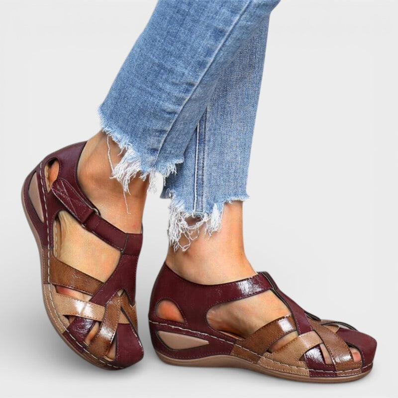 Sandalias SOFÍA ortopédicas para mujer, estilo vintage, rojas. Confort diario y soporte de arco para verano.