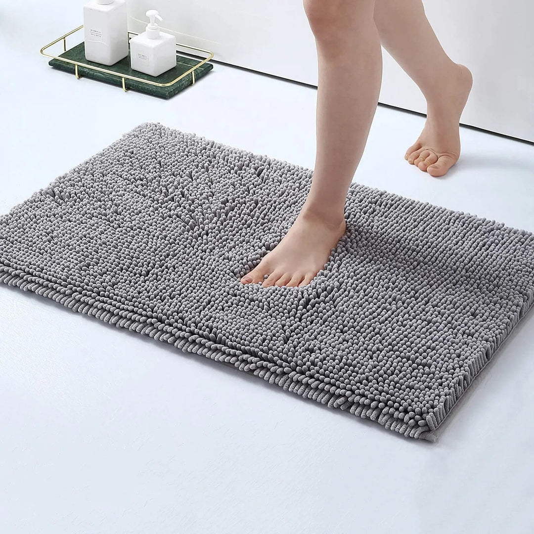 Alfombra de baño antideslizante y absorbente para hogar. Seguridad y confort en tu baño.