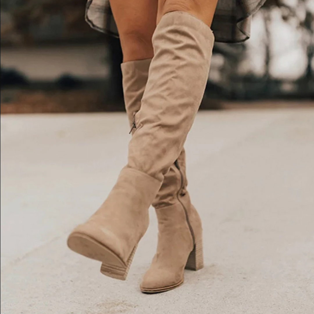 Botines elegantes de mujer con tacón bajo para estilo chic, ideales para la oficina o moda de otoño, calzado femenino cómodo.