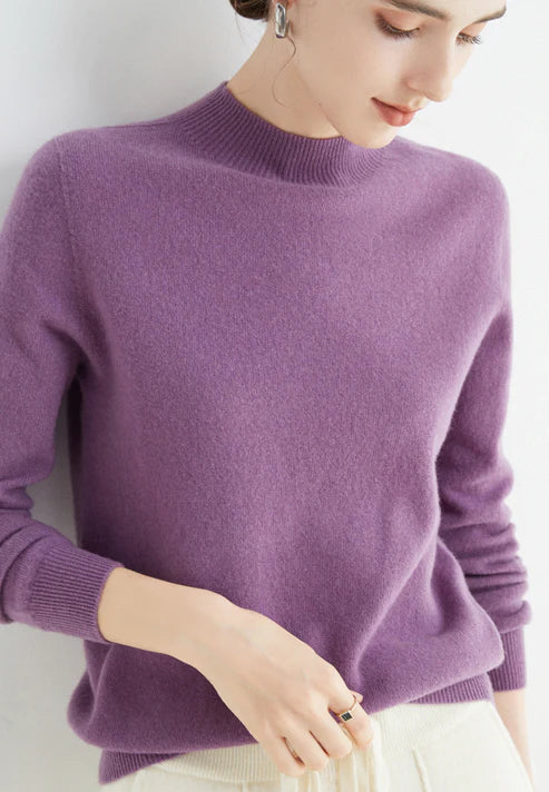 Suéter de cuello alto para mujer. Estilo casual y elegante, perfecto para el día a día en otoño.